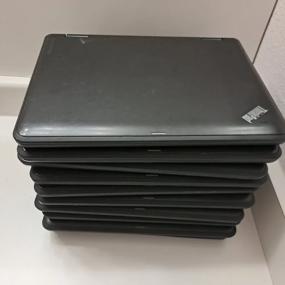 1X Lenovo ThinkPad 11e (2nd Gen) 20E5 Flip design Laptop Intel Core M - 5Y10c